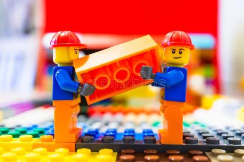 LEGO BUILDERS