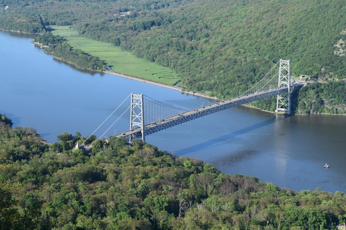 Bear Mountain Bridge